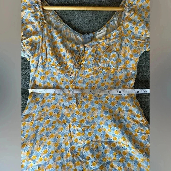 Full Tilt Blue & Yellow Floral Romper - Picture 7 of 10